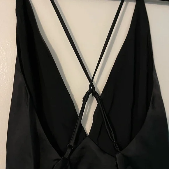 Sexy Black Midi Dress - Picture 6 of 6